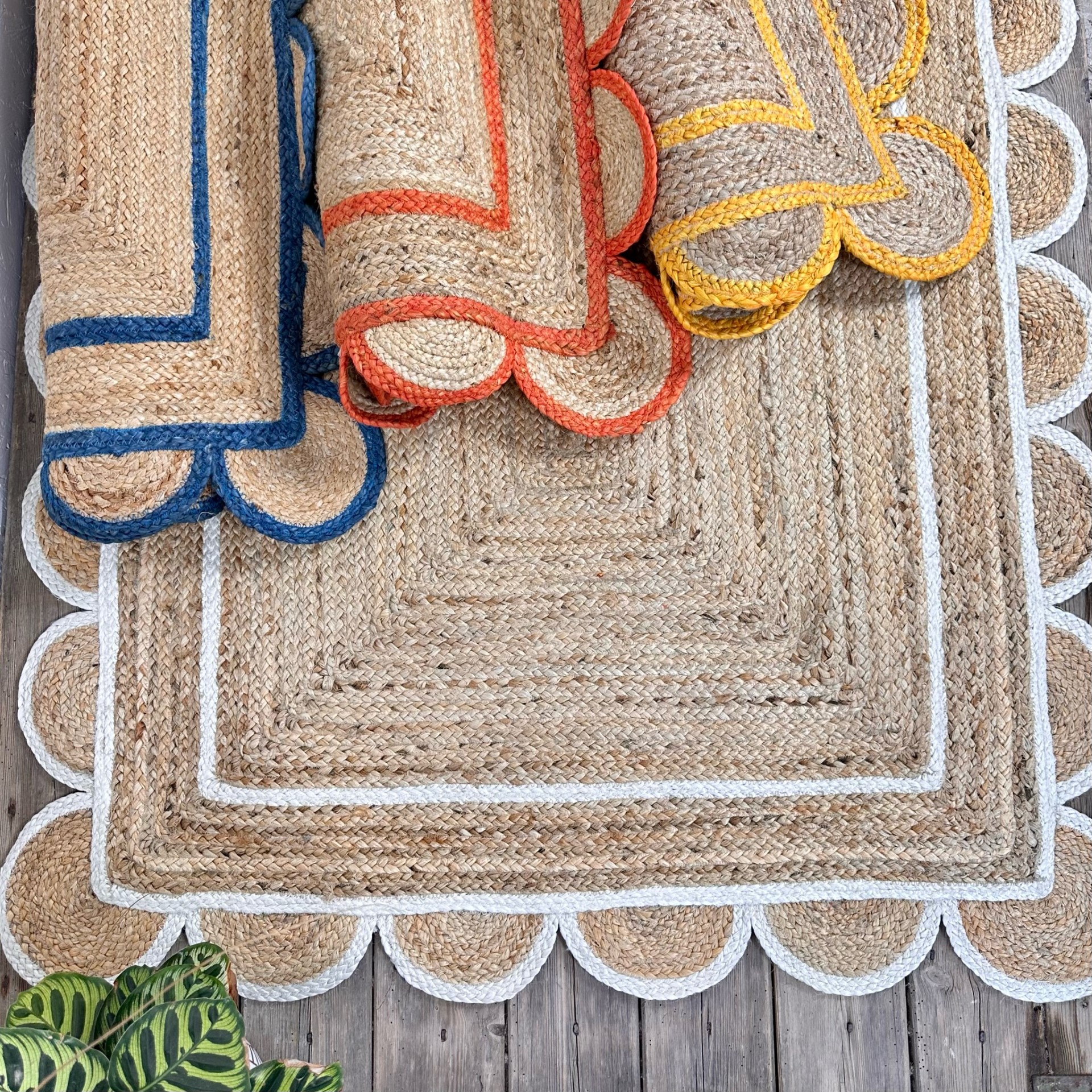 Rectangle Jute rugs with scallop edge and coloured frame  120cm x 180cm